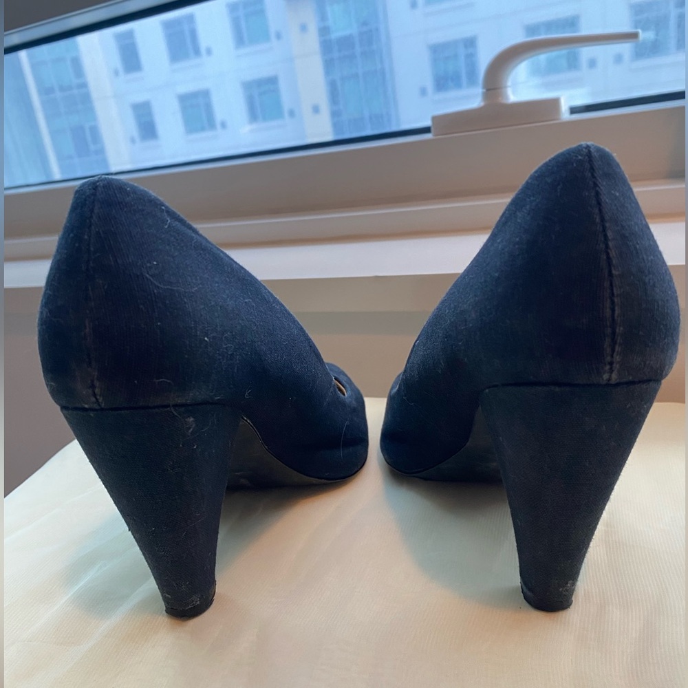 Kimchi Blue • Black Pumps - Picture 3 of 6